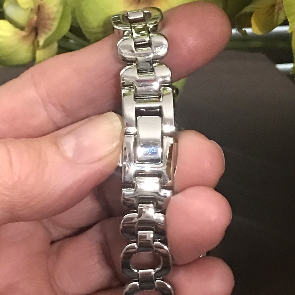 NWT Women’s Citizen Watch - Picture 7 of 8